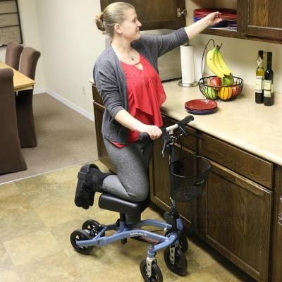 Swivelmate Knee Walker large photo 6