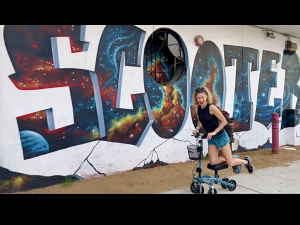  using a Swivelmate Knee Walker from Houston Texas May 2022