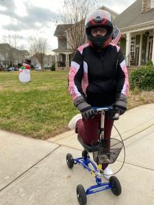  using a Orthomate All Terrain Knee Scooter from  Mooresville North Carolina December 2021