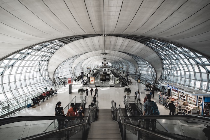 picture of an airport terminal